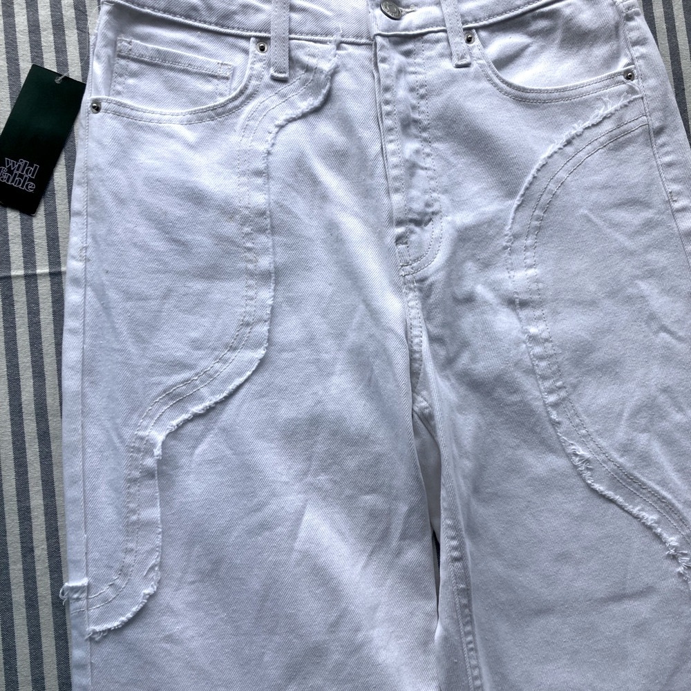 Target Wild Fable Women’s White Wide Leg Jeans Size 6 Unique Design - Picture 5 of 13